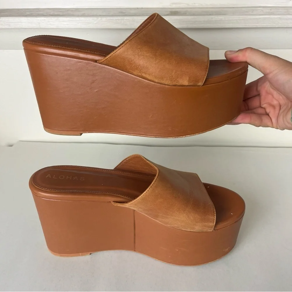 ALOHAS leather upper